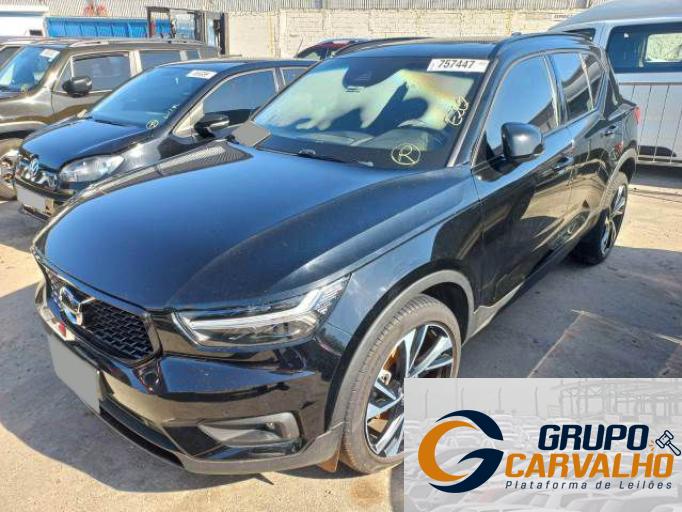 VOLVO XC40 19/20 VOLVO XC40 19/20