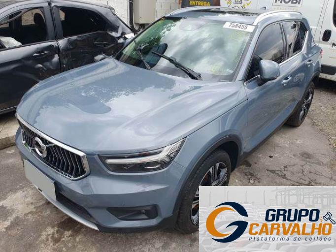 VOLVO XC40 20/20