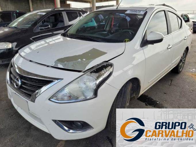 NISSAN VERSA 18/18 NISSAN VERSA 18/18