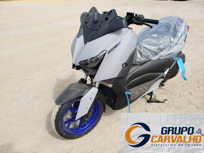 YAMAHA XMAX 22/22
