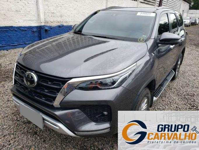 TOYOTA HILUX SW4 21/21