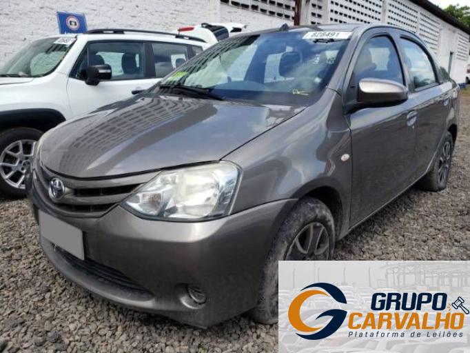 TOYOTA ETIOS SEDAN 16/17 TOYOTA ETIOS SEDAN 16/17