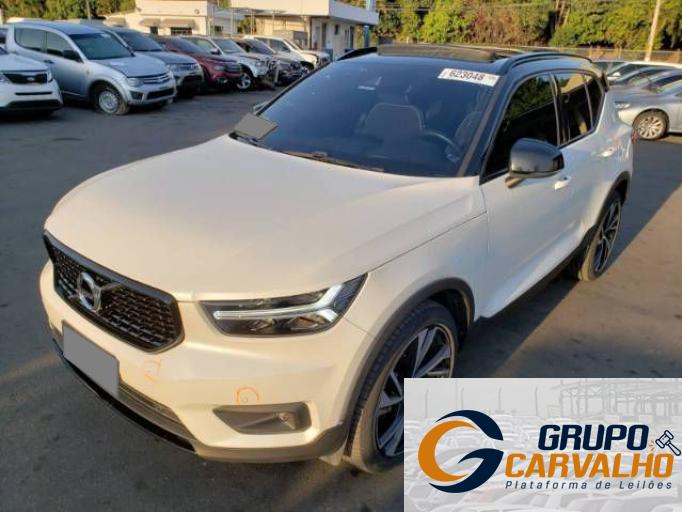 VOLVO XC40 18/19 VOLVO XC40 18/19