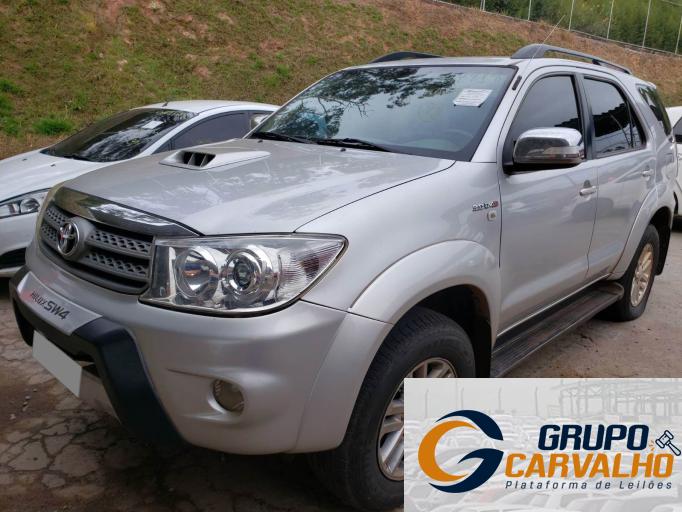 TOYOTA HILUX SW4 10/10