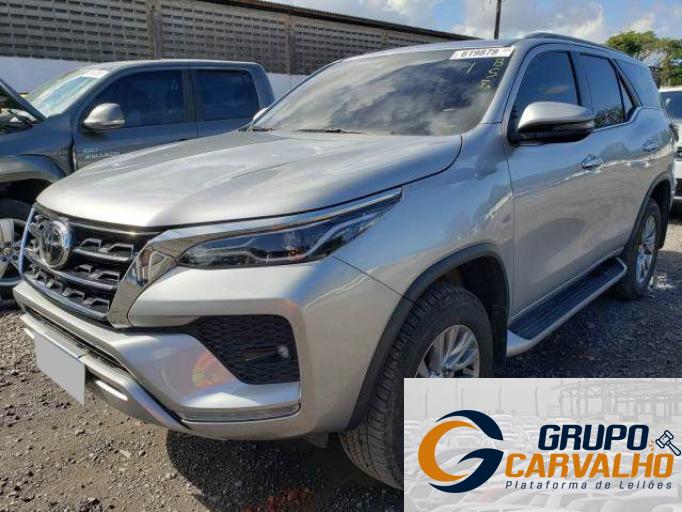 TOYOTA HILUX SW4 21/21