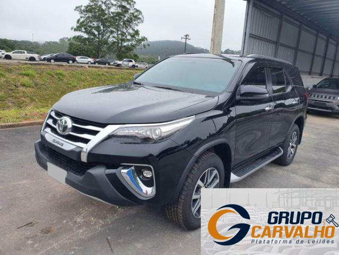 TOYOTA HILUX SW4 20/20 TOYOTA HILUX SW4 20/20