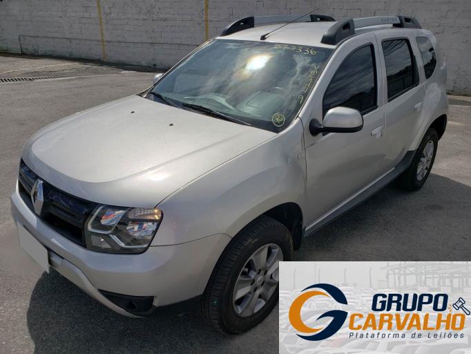RENAULT DUSTER 19/19