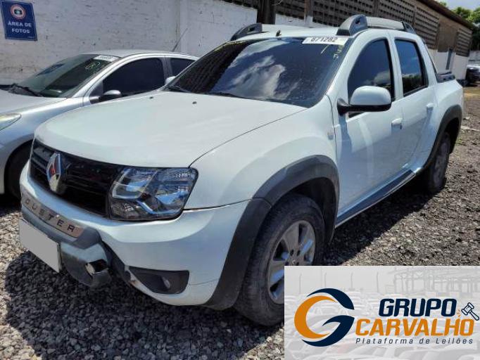 RENAULT DUSTER 20/20