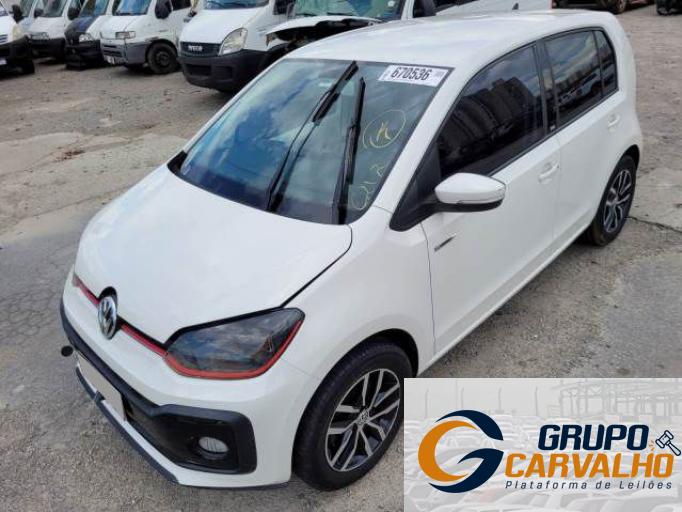 VOLKSWAGEN UP 17/18