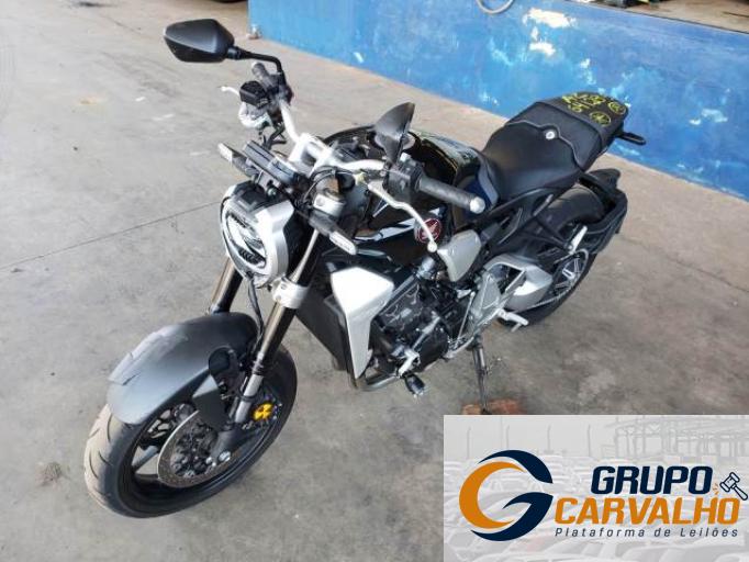 HONDA CB 1000R 21/21 HONDA CB 1000R 21/21