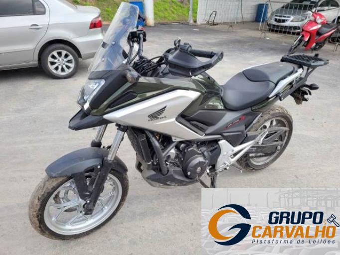 HONDA NC 750X 18/18
