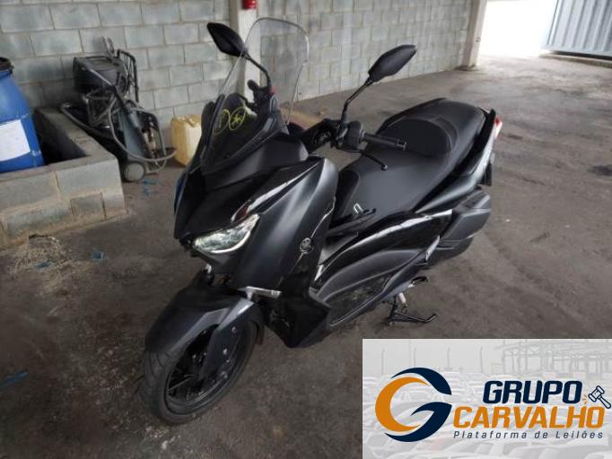 YAMAHA XMAX 22/22
